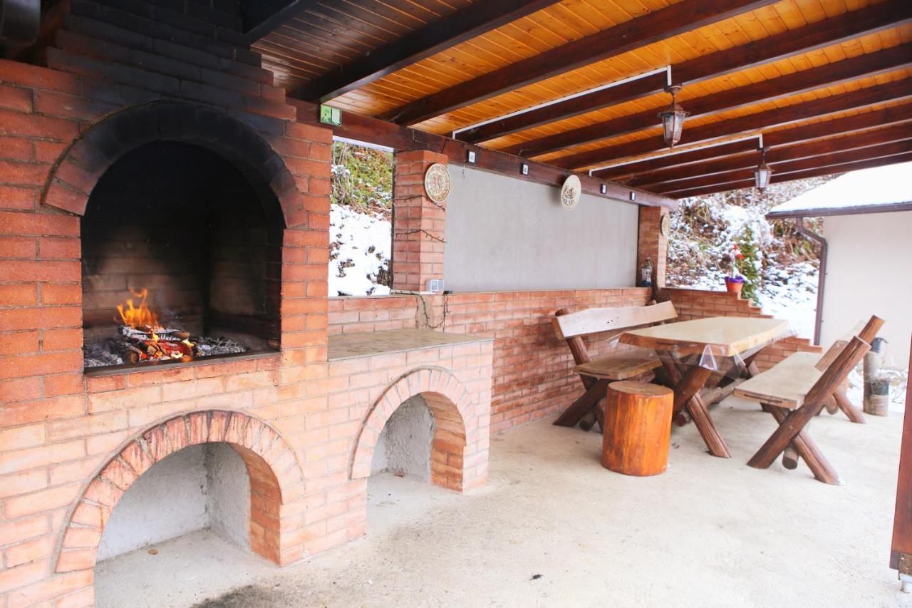 Pensiunea Tudor Breaza Exteriör bild