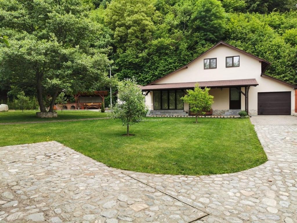 Pensiunea Tudor Breaza Exteriör bild