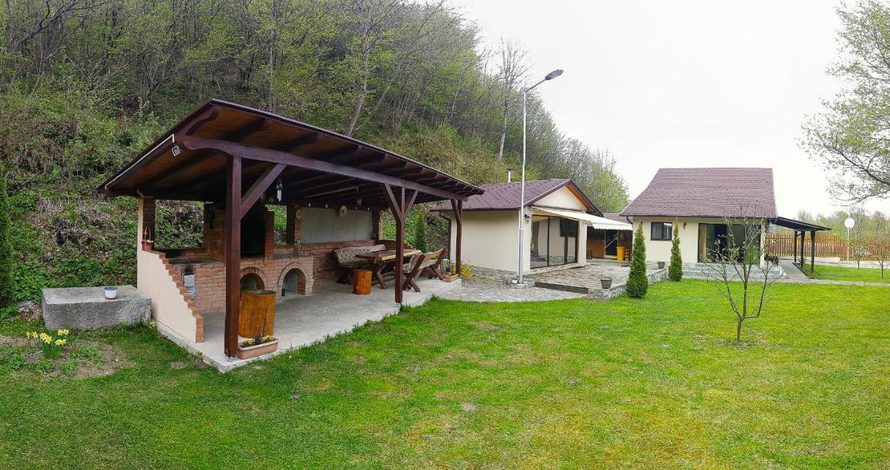 Pensiunea Tudor Breaza Exteriör bild
